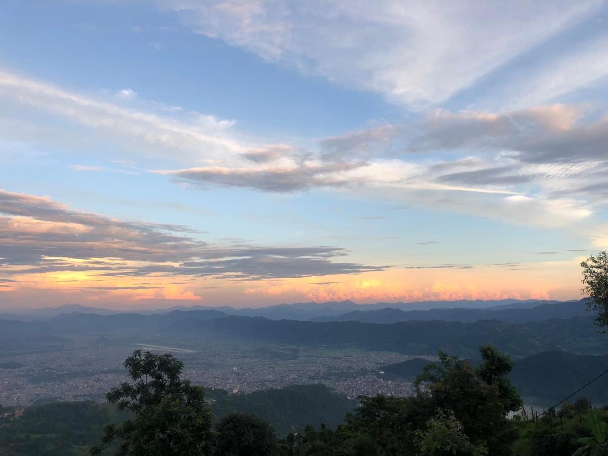 פוקהרה Superview Lodge, Best Himalayan Sunrise In Sarangkot מראה חיצוני תמונה