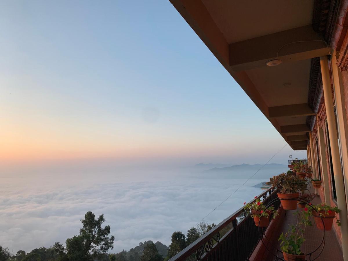 פוקהרה Superview Lodge, Best Himalayan Sunrise In Sarangkot מראה חיצוני תמונה