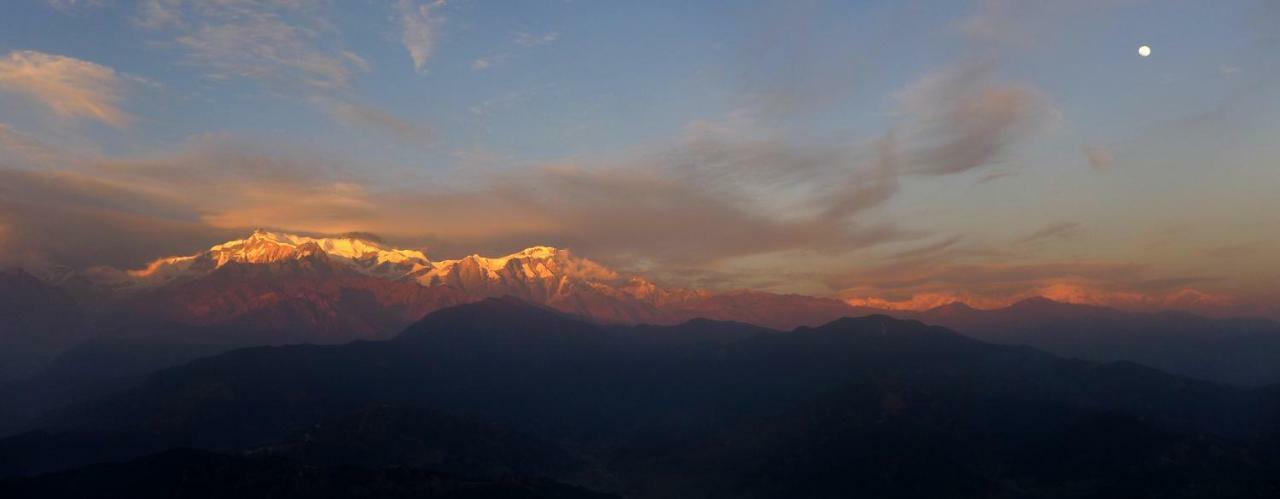 פוקהרה Superview Lodge, Best Himalayan Sunrise In Sarangkot מראה חיצוני תמונה
